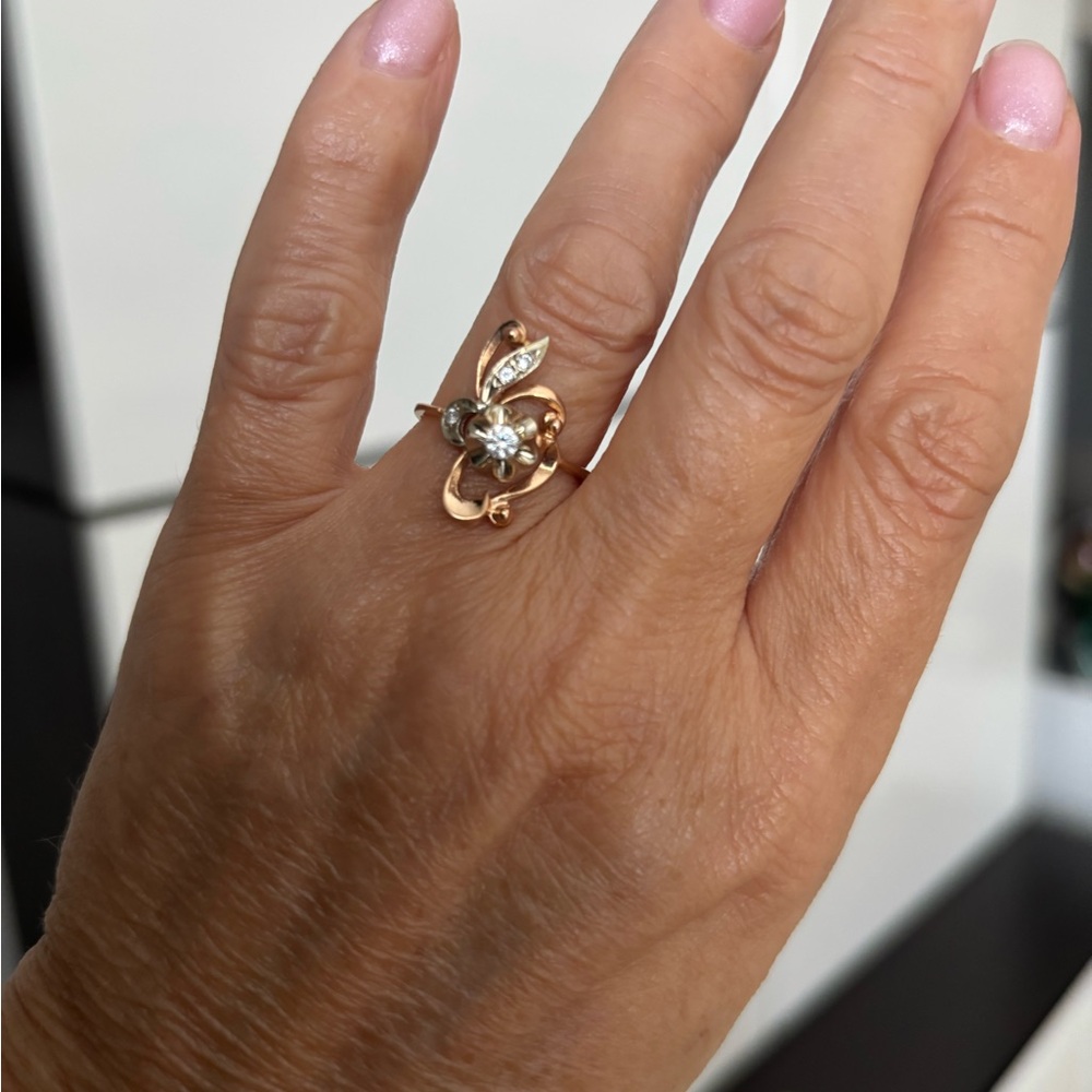 Ukrainian 585 Gold with stones Floral Ring and earrings 🌷 - Picture 2 of 6